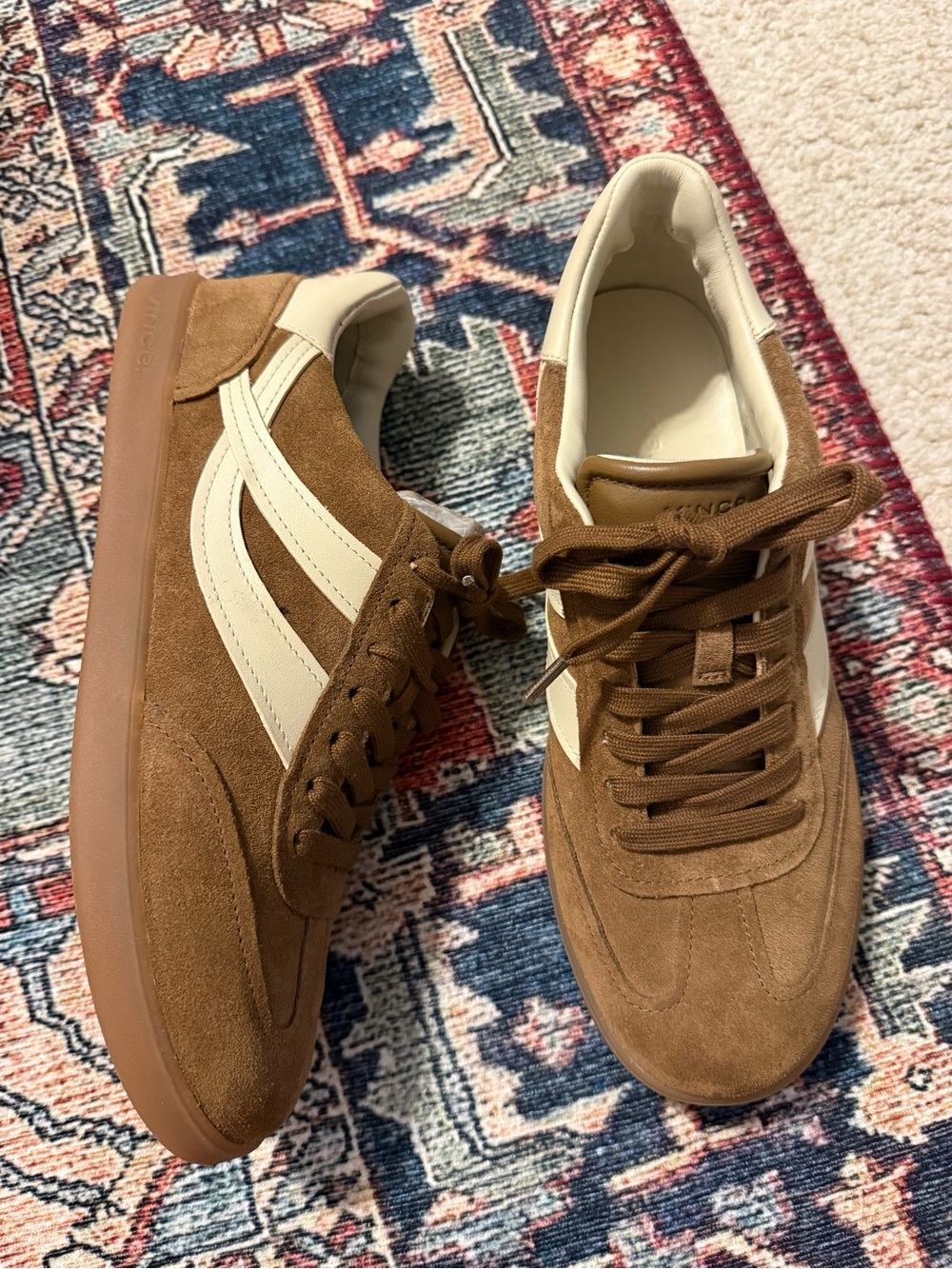 Vince Oasis Sneakers